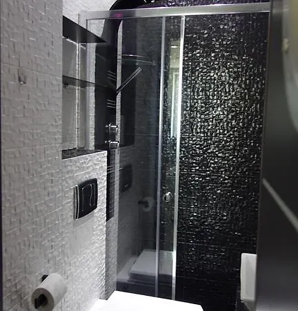 公寓 3d 格丁尼亚